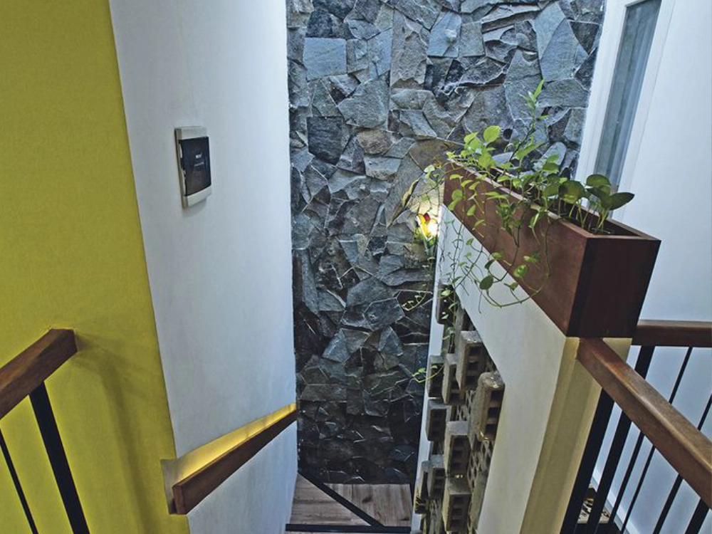 dinding void batu alam templek purwakarta