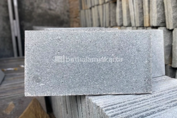 batu andesit polos bakar ukuran 30x60