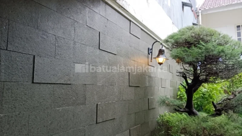batu andesit 30x60 untuk dinding taman