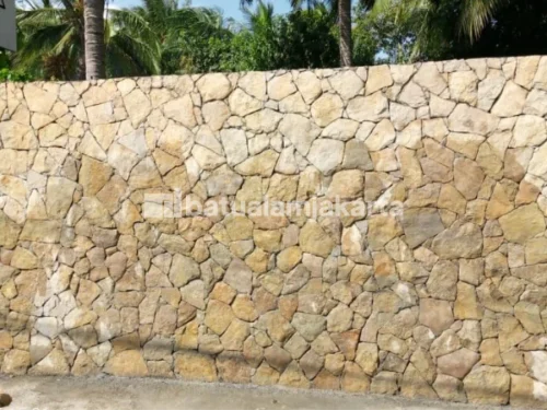batu golden limestone