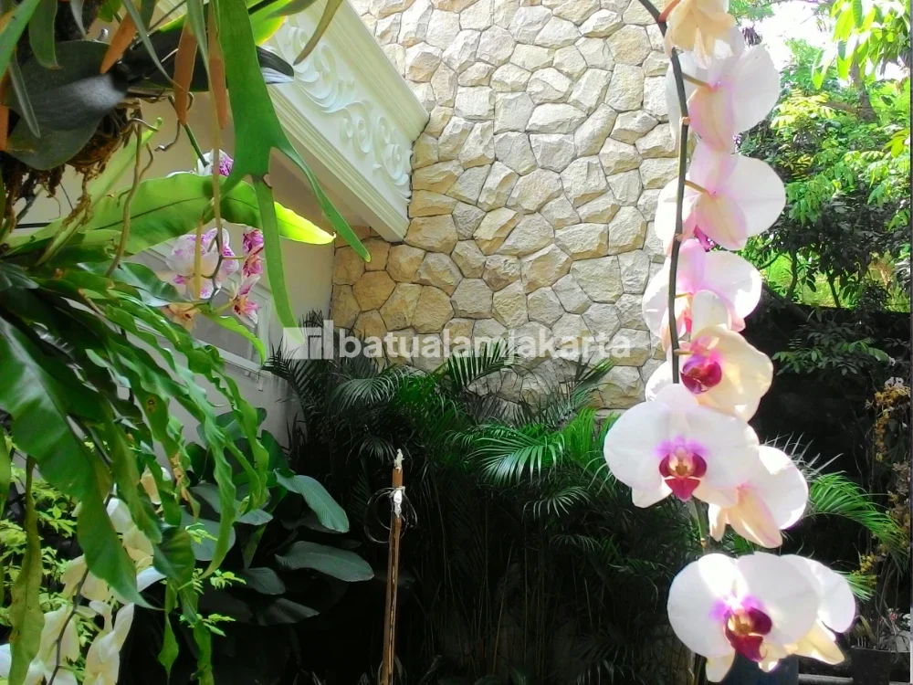 dinding taman batu alam bobos acak