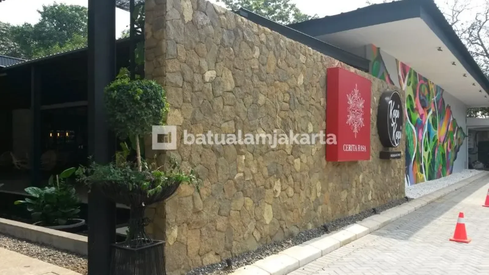batu alam serai bali kuning