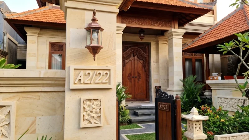 ukiran nomor rumah batu alam